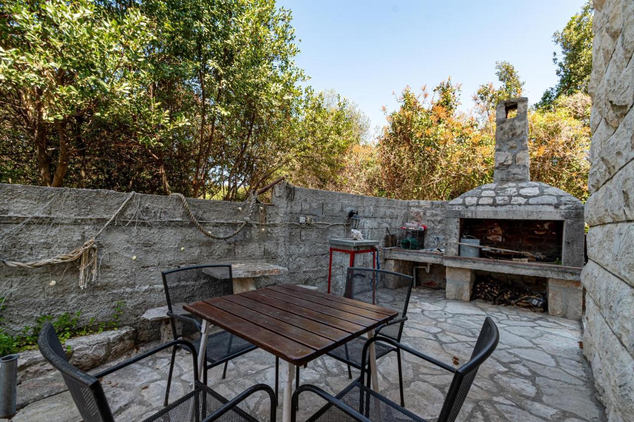 Apartments And Rooms With Parking Space Mali Ston Exterior foto
