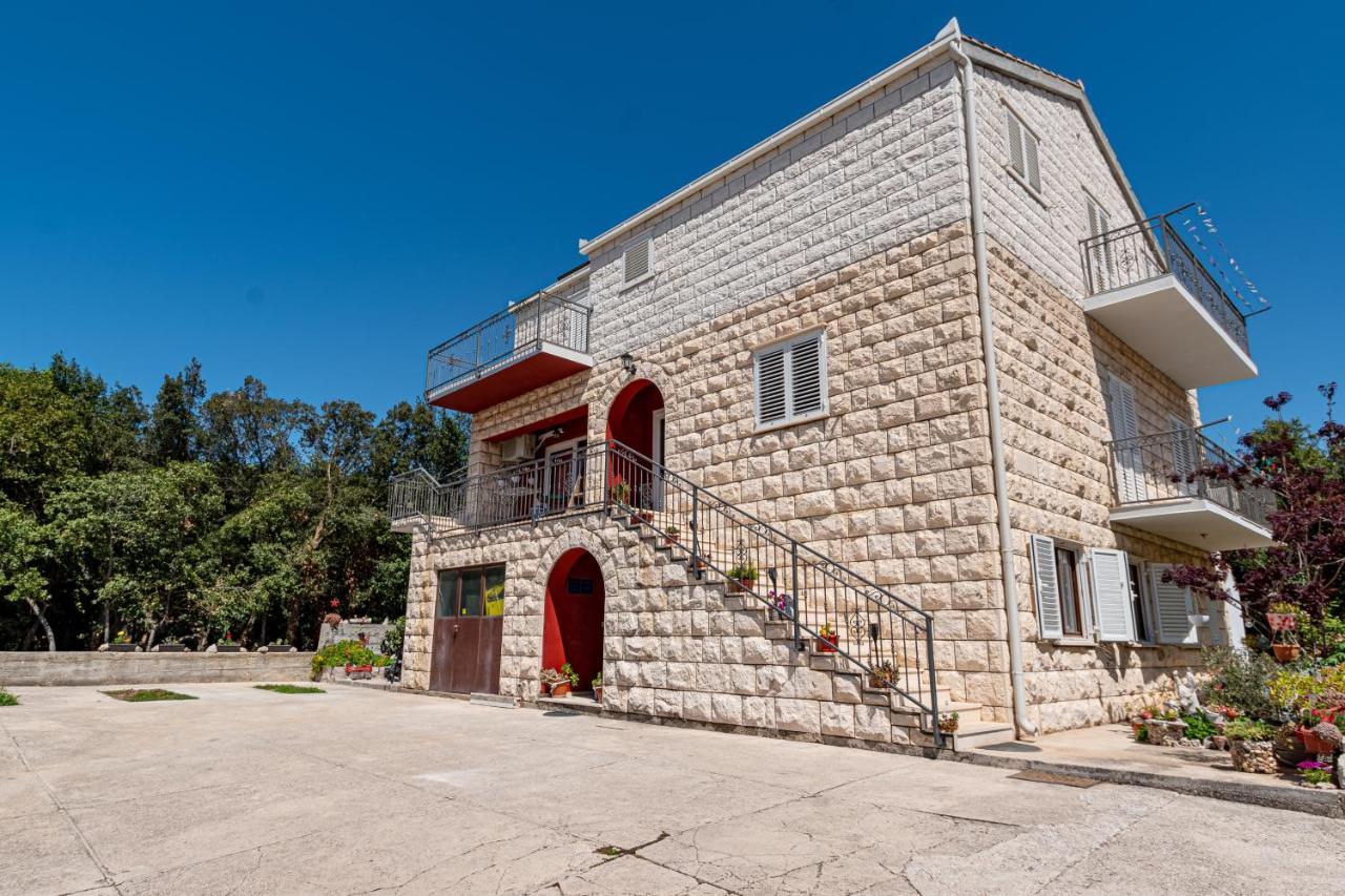 Apartments And Rooms With Parking Space Mali Ston Exterior foto